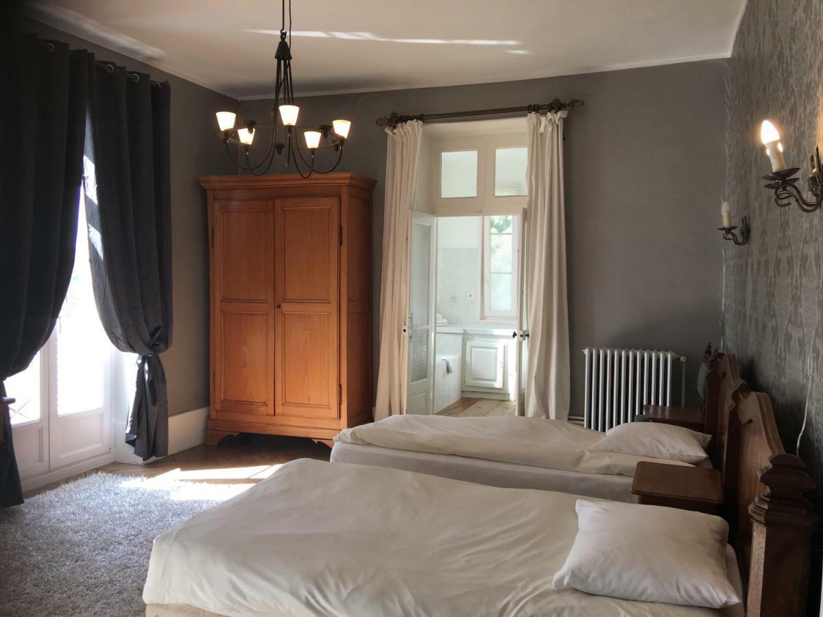Chateau De Vareilles Sommant Dış mekan fotoğraf